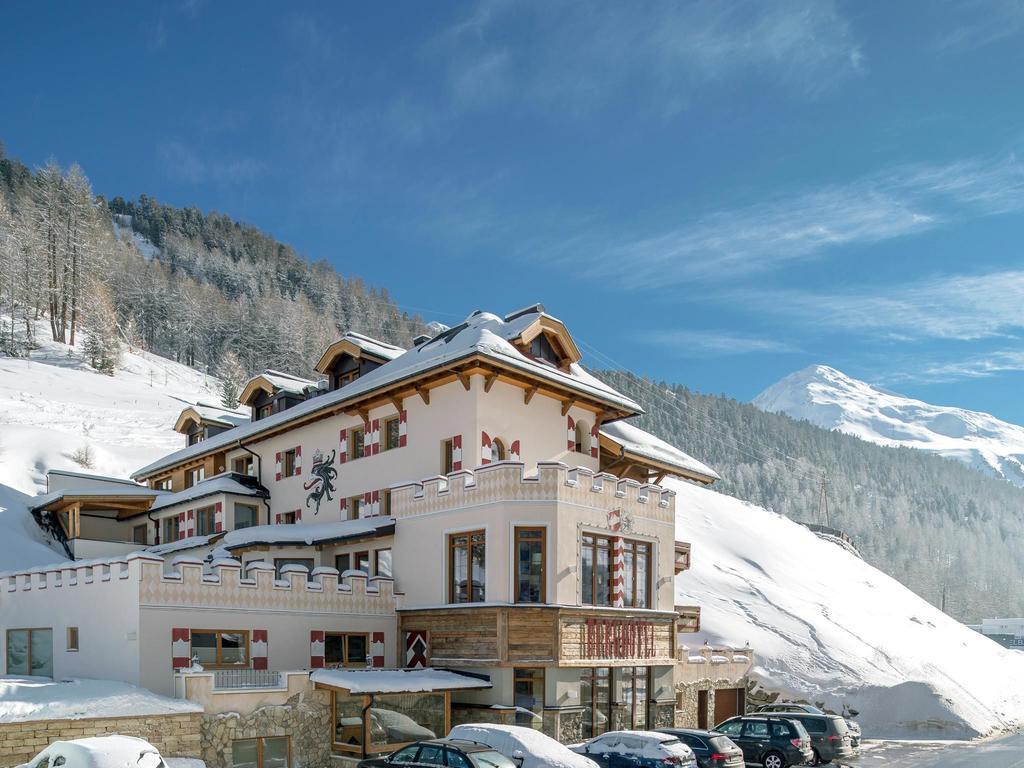 Burghotel Alpengluehn اوبرغورغل المظهر الخارجي الصورة