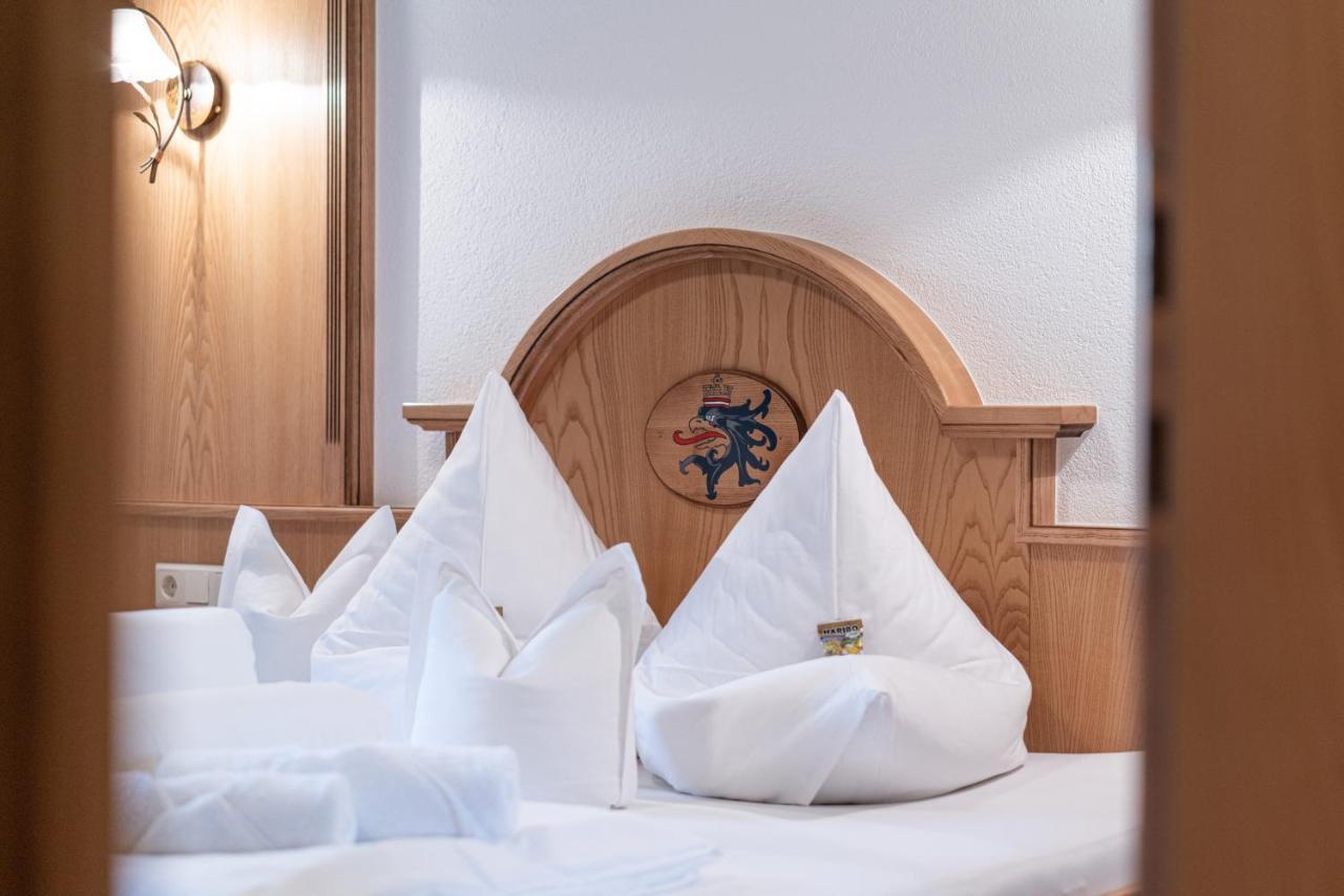 Burghotel Alpengluehn اوبرغورغل الغرفة الصورة
