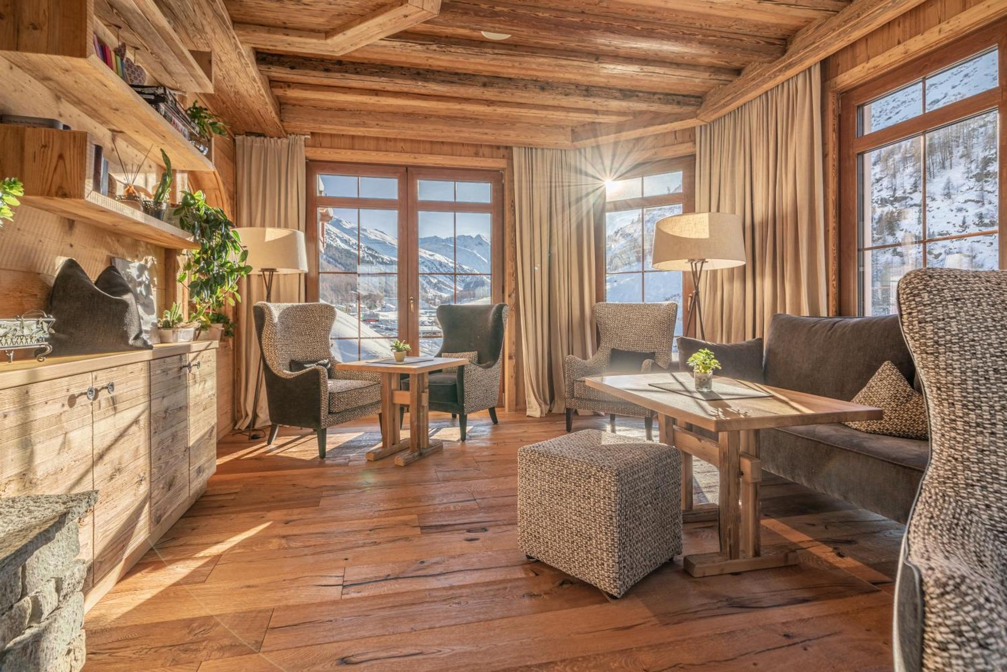 Burghotel Alpengluehn اوبرغورغل المظهر الخارجي الصورة